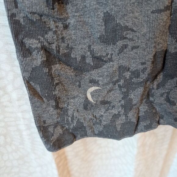 Zyia Active Gray Splash Hendrix Seamless Tank Size Medium - Picture 6 of 7